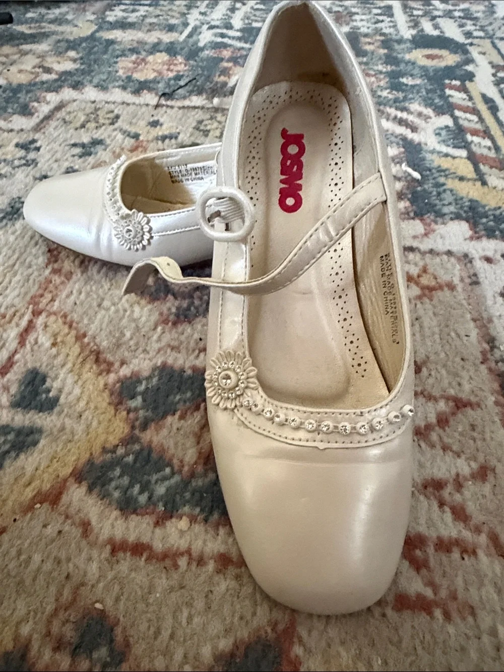 Josmo Cream Girls Mary Jane Dress Shoes with Flower Accent